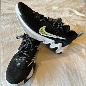 Nike Giannis Immortality Basketball Shoes